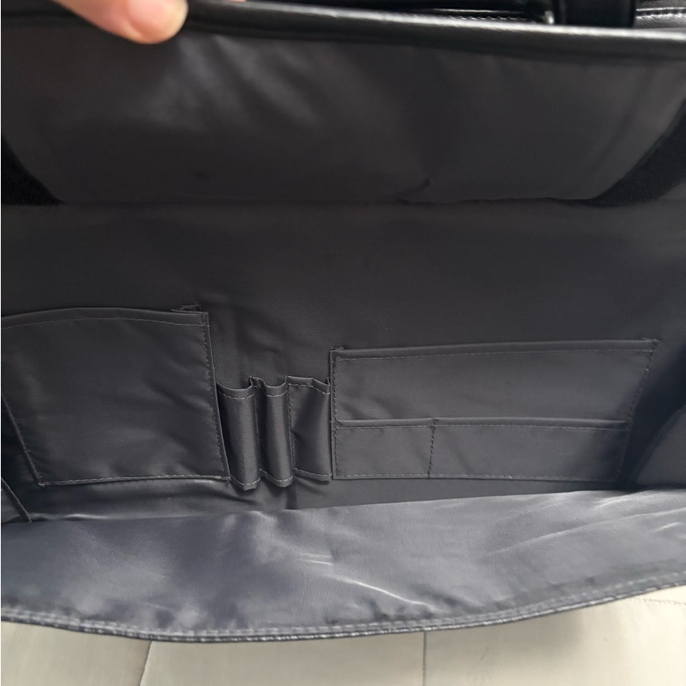 Solo Black Leather Briefcase for Men NWOT - Picture 5 of 7